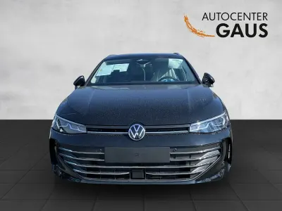 Neu VW Passat Business 150 PS (110 kW) 2026 Schwarz Kombi