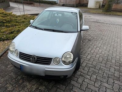 Gebraucht VW Polo 70 PS (51 kW) 2001 Silber Kleinwagen