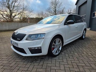 Weiß Gebraucht 2013 Skoda Octavia RS Kombi | 15.000 € (Fairer Preis)