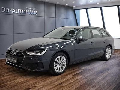 Grau Gebraucht 2022 Audi A4 Ambiente Kombi | 25.770 € (Superpreis)