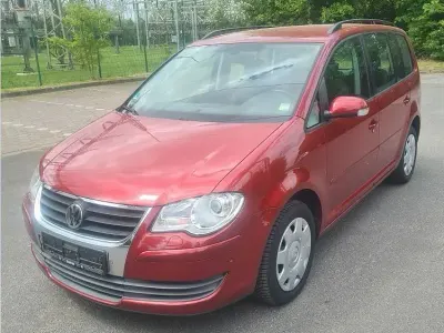 Gebraucht VW Touran Highline 140 PS (102 kW) 2008 Rot Van / Kleinbus