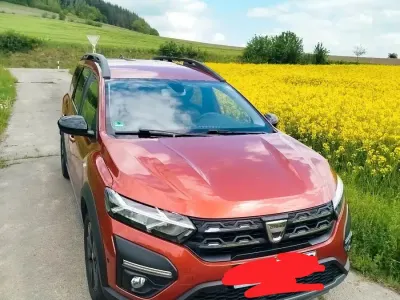 Gebraucht Dacia Jogger 101 PS (74 kW) 2022 Orange Van / Kleinbus