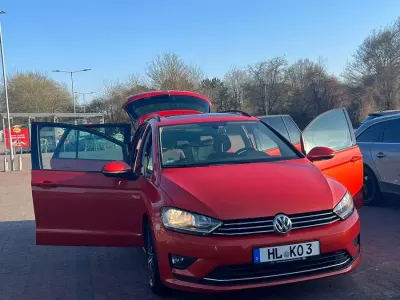 Gebraucht VW Golf VII 125 PS (91 kW) 2016 Rot Limousine