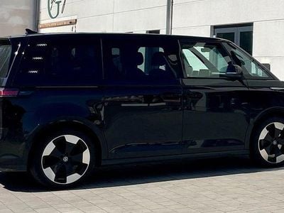 Schwarz Gebraucht 2022 VW ID. Buzz Pro Van / Kleinbus | 40.600 € (Guter Preis)