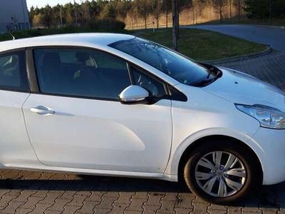 gebraucht Peugeot 208 Active 1.2 82 VTi 3t