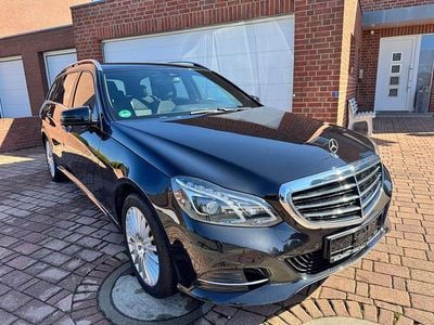 Gebraucht Mercedes E200 Elegance 136 PS (100 kW) 2014 Schwarz Kombi