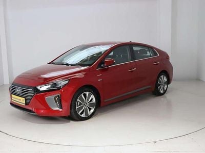 Gebraucht Hyundai Ioniq Style 141 PS (103 kW) 2018 Rot Kleinwagen