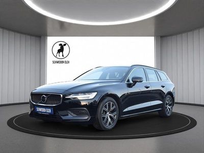 Gebraucht Volvo V60 197 PS (144 kW) 2022 Black stone Kombi