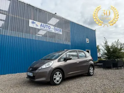 Gebraucht Honda Jazz Trend 99 PS (72 kW) 2013 Grau Kleinwagen