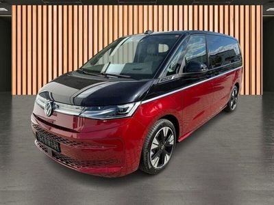 Gebraucht VW T7 Style 150 PS (110 kW) 2023 Deep black perleffekt/ fortana Van