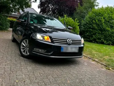 Gebraucht VW Passat Highline 105 PS (77 kW) 2011 Schwarz Kombi