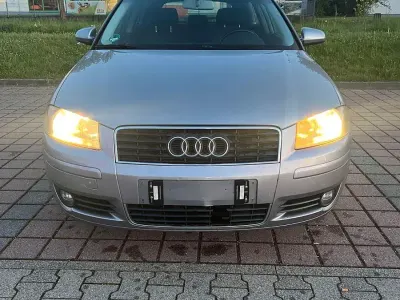 Gebraucht Audi A3 Attraction 102 PS (75 kW) 2003 Grau Kleinwagen