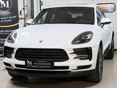 Gebraucht Porsche Macan Turbo 245 PS (180 kW) 2019 Carraraweiss/gletscherweiss SUV