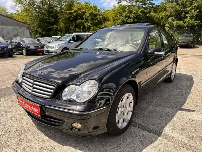 Gebraucht Mercedes C200 163 PS (119 kW) 2004 Schwarz Limousine