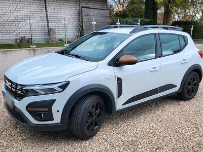 Second-hand Dacia Sandero Extreme 101 CP (74 kW) 2024 Alb Hatchback