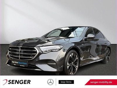 Grau Gebraucht 2025 Mercedes E400 Exclusive Limousine | 64.980 € (Teuer)