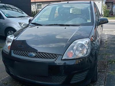 Usata Ford Fiesta 69 CV (50 kW) 2007 Nero Utilitaria