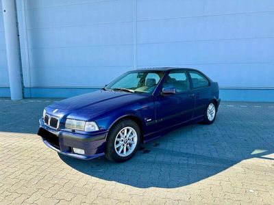 BMW 323 Compact