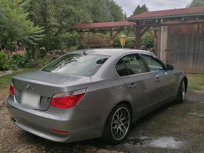 Gebraucht BMW 523 177 PS (130 kW) 2005 Grau Limousine