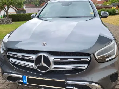 Gebraucht Mercedes GLC220 194 PS (142 kW) 2019 Grau SUV