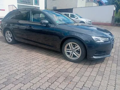 Gebraucht Audi A4 Basis 150 PS (110 kW) 2017 Kombi