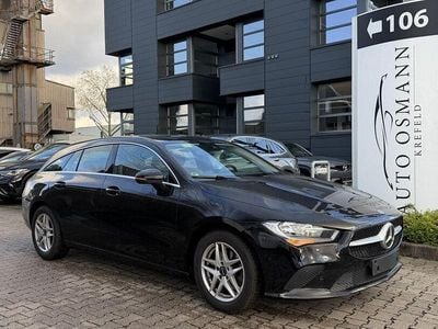 Gebraucht Mercedes CLA180 Shooting Brake 136 PS (100 kW) 2023 Schwarz Kombi