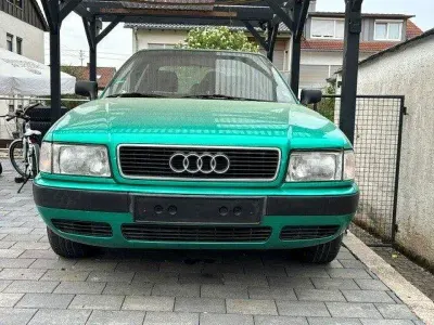 Begagnad Audi 80 Basis 90 HK (66 kW) 1994 Grön Sedan