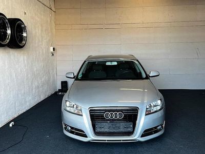 Gebraucht Audi A3 Ambition 105 PS (77 kW) 2012 Silber Kleinwagen