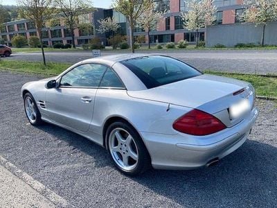Usata Mercedes SL500 306 CV (225 kW) 2002 Argento Cabrio