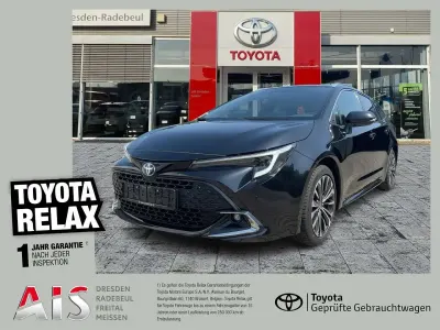 Gebraucht Toyota Corolla Team 140 PS (102 kW) 2024 Schwarz Kombi