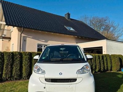 Gebraucht Smart ForTwo Cabrio Passion 71 PS (52 kW) 2011 Weiß Cabrio