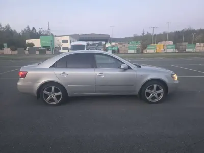 Gebraucht Hyundai Sonata GLS 165 PS (121 kW) 2008 Grau Limousine