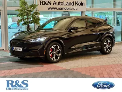 Gebraucht Ford Mustang Mach-E Extended Range 124 kW (169 PS) 2022 Iridiumschwarz metallic SUV