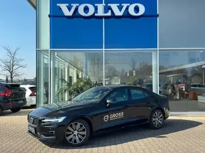 Usata Volvo S60 Plus 197 CV (144 kW) 2022 Nero Berlina