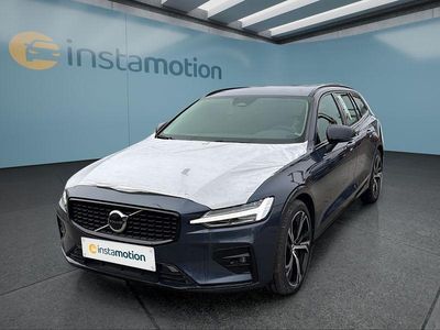 Gebraucht Volvo V60 197 PS (144 kW) 2024 Blau Kombi