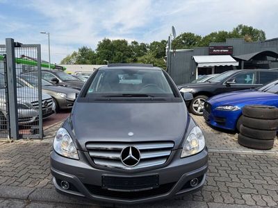 Mercedes B180