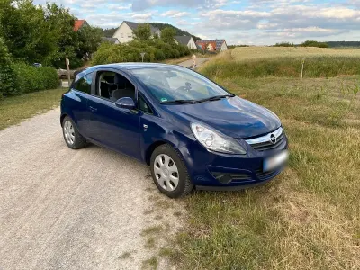 Gebraucht Opel Corsa Selection 87 PS (63 kW) 2010 Blau Kleinwagen