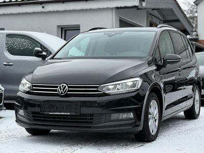 Gebraucht VW Touran Comfortline 150 PS (110 kW) 2022 Schwarz Van / Kleinbus