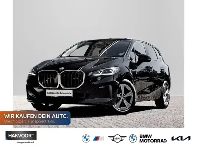 Gebraucht BMW 220 Active Tourer Comfort Edition 156 PS (114 kW) 2023 Schwarz ii Van / Kleinbus