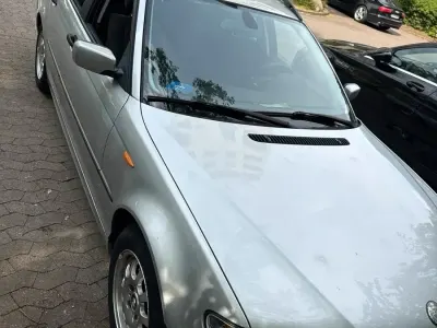 Gebraucht BMW 316 116 PS (85 kW) 2004 Silber Kombi