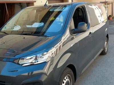 Usata Fiat Scudo 150 CV (110 kW) 2025 Grigio Furgone