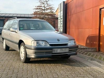 Gebraucht Opel Omega 115 PS (84 kW) 1993 Silber Kombi