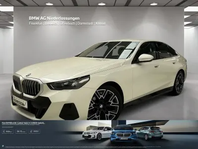 Gebraucht BMW 520 M Sport 190 PS (139 kW) 2025 Weiß Limousine