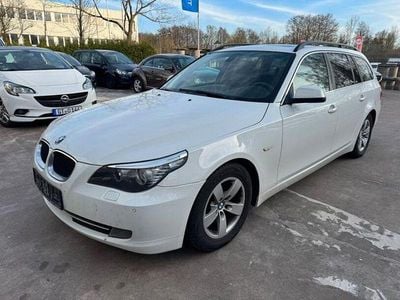 Gebraucht BMW 520 Sport Line 163 PS (119 kW) 2010 Weiß Kombi
