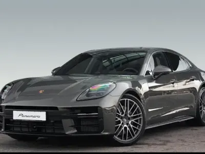 Gebraucht Porsche Panamera 4 E-Hybrid 470 PS (345 kW) 2026 Grün Kleinwagen
