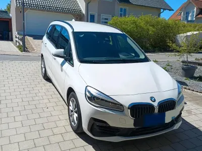 Gebraucht BMW 216 Gran Tourer Advantage 116 PS (85 kW) 2019 Weiß Van / Kleinbus