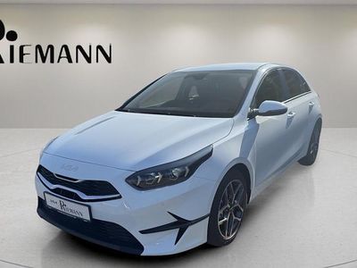 Gebraucht Kia Ceed 100 PS (73 kW) 2025 Weiß Kleinwagen