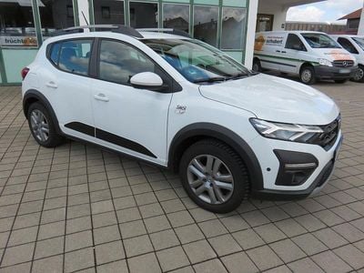 Gebraucht Dacia Sandero Stepway 101 PS (74 kW) 2022 Weiß Limousine