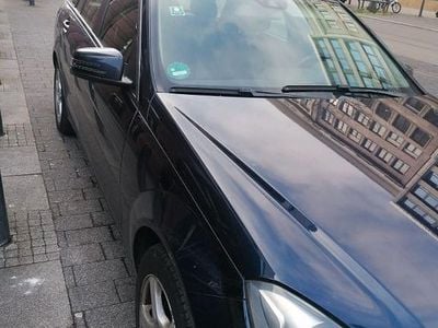Blau Gebraucht 2014 Mercedes C180 Avantgarde Limousine | 6.700 € (Guter Preis)