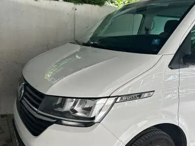 Gebraucht VW Multivan 136 PS (100 kW) 2020 Weiß Van / Kleinbus